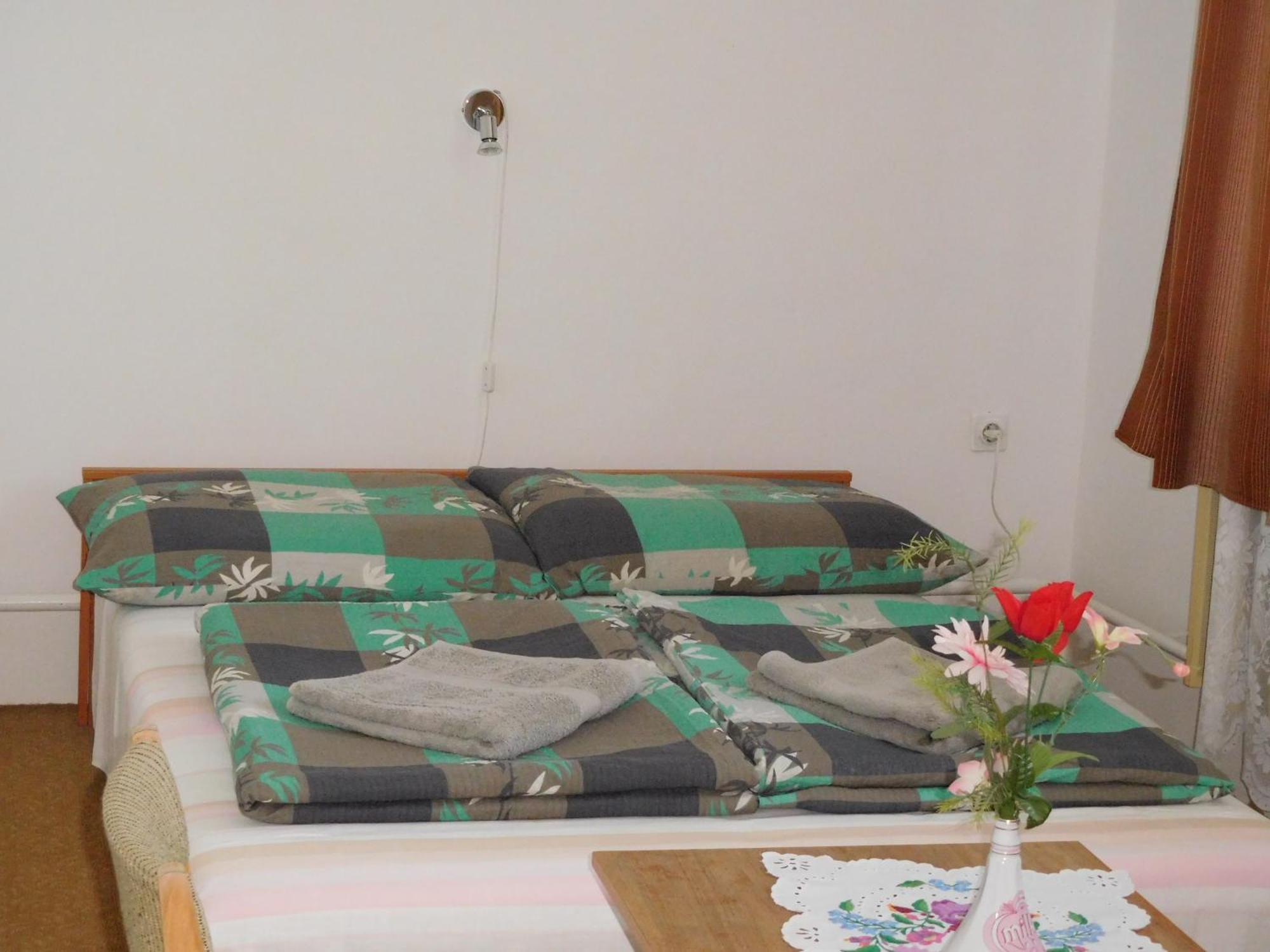 Ferienwohnung Napfeny Vendeghaz Miskolc Exterior foto